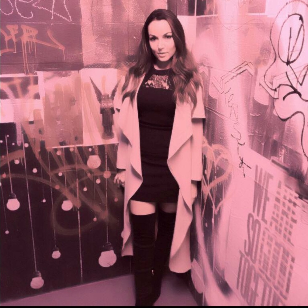 Meet your Posher, Monica